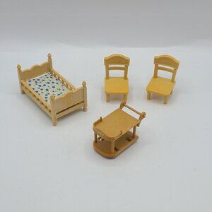 Sylvanian Families Epoch Calico Critters Tan Bedroom Set With Bed Rose Mattress